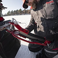 Eskimo Ez-Stow Pivoting Hitch