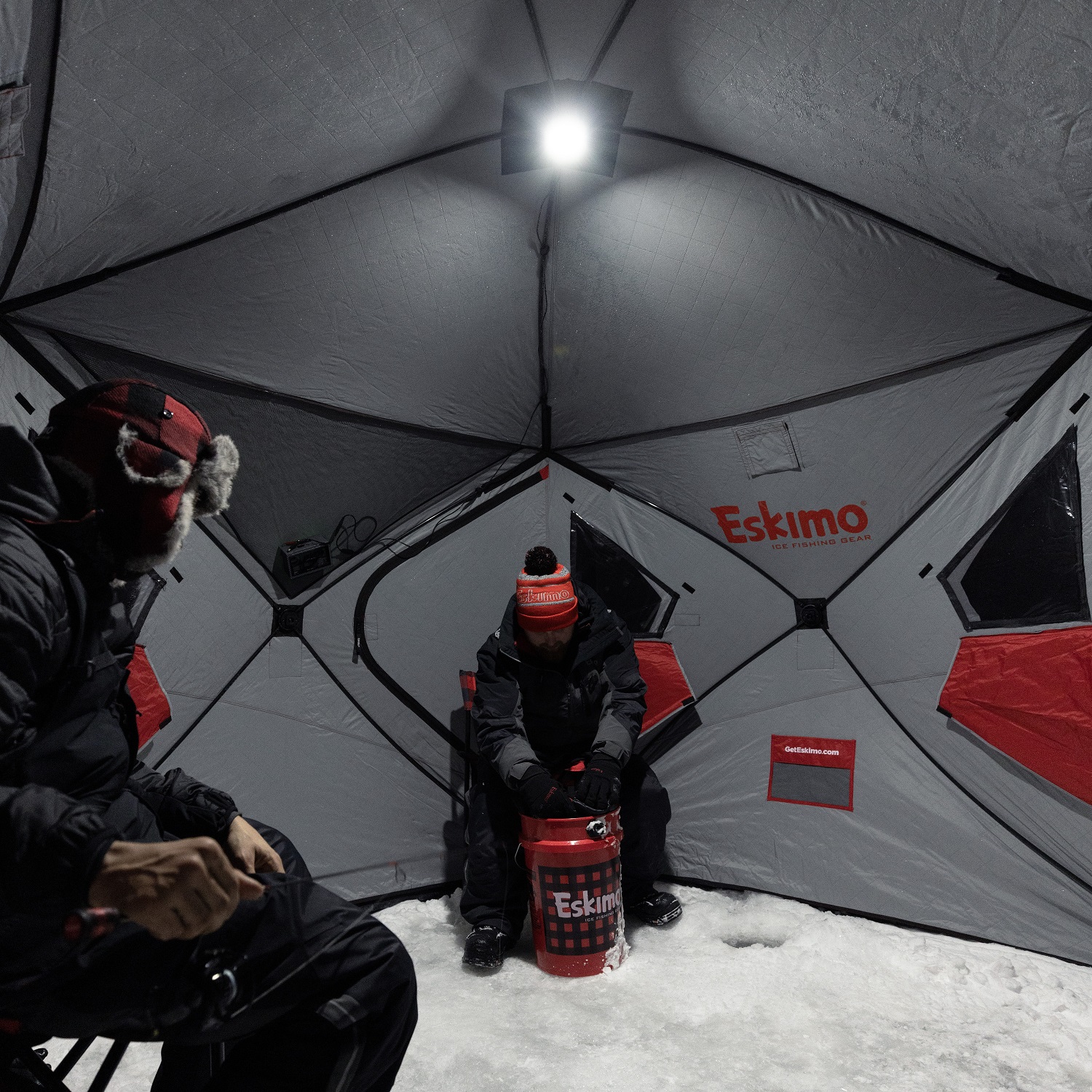 Eskimo E-Hub Shelter Light Kit Eskimo E-Hub Shelter Light Kit